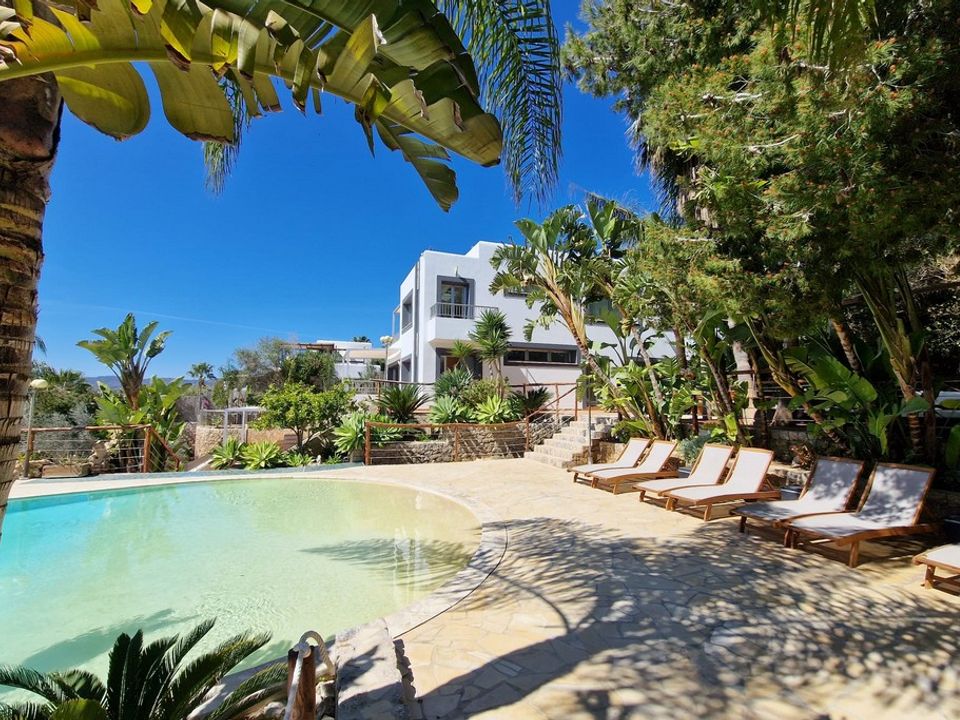 Willa: Jesus, Ibiza – zdjęcie 1